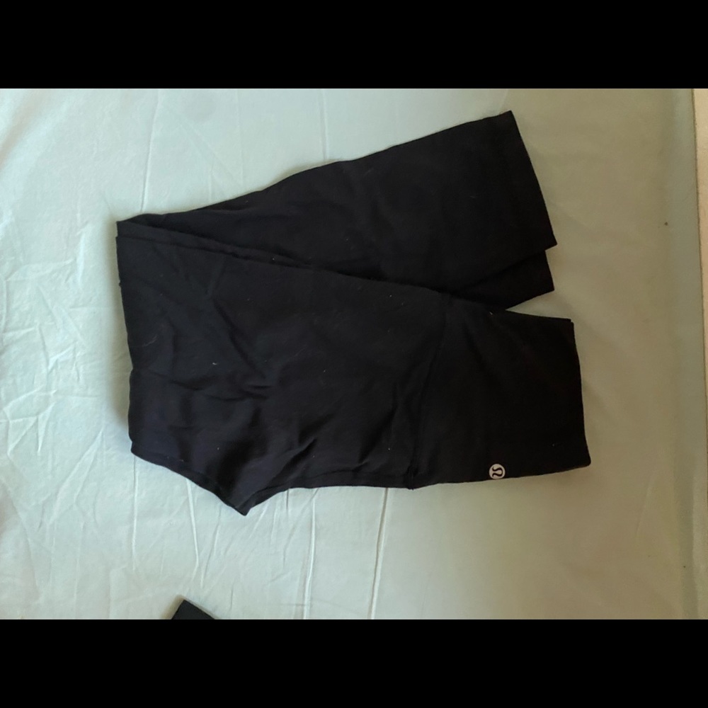 Size 4 black Lululemon Align 23” barley worn